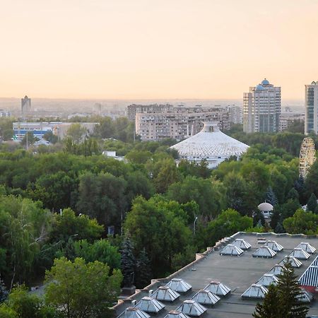 Бизнес И Отдых Almaty Ngoại thất bức ảnh