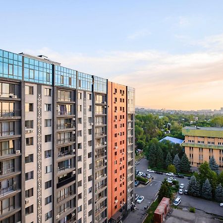 Бизнес И Отдых Almaty Ngoại thất bức ảnh