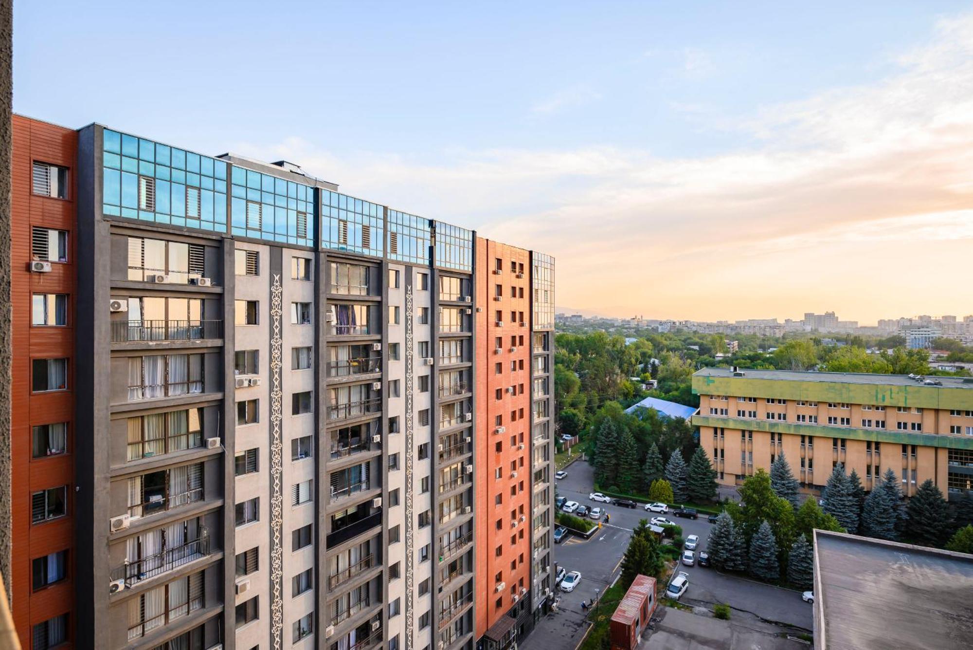 Бизнес И Отдых Almaty Ngoại thất bức ảnh