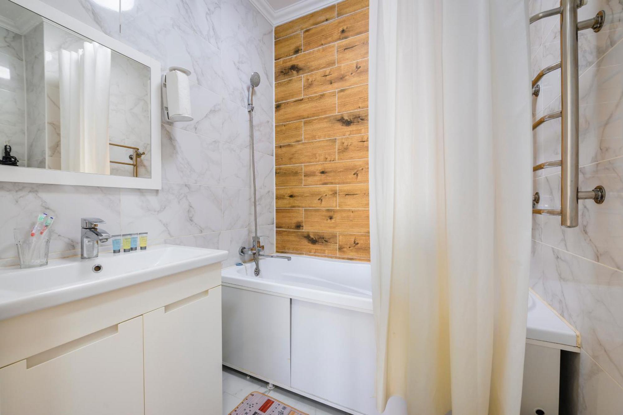 Бизнес И Отдых Almaty Ngoại thất bức ảnh